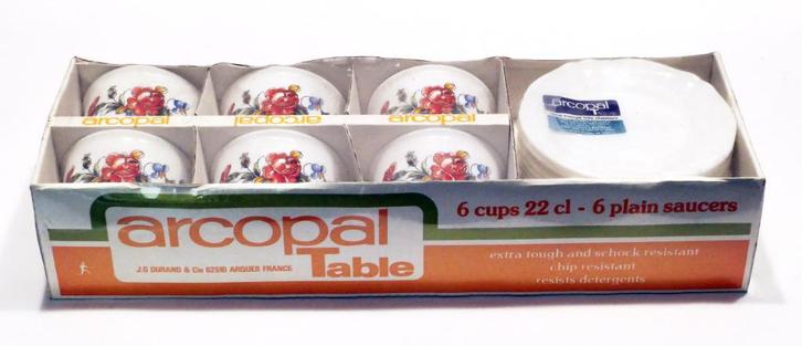 ARCOPAL Vintage 6 tasses/sous tasses dans boite d'origine, Antiek en Kunst, Antiek | Overige Antiek, Ophalen