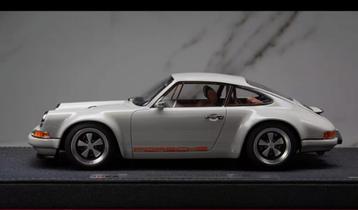 Make Up Porsche Singer 911 (964) Coupé - Light Grey  (Nieuw) disponible aux enchères