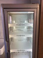 Vitrine koelkast, Ophalen