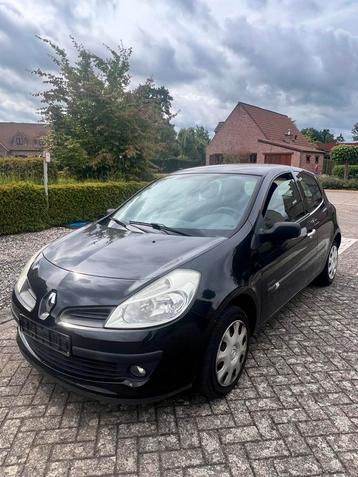 Renault clio 1.2 Model 2009 116000 km beschikbaar voor biedingen