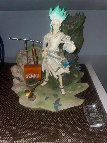 Figurine dr stone kitsune statue beschikbaar voor biedingen