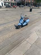 Vespa a klasse met begrenzer, Fietsen en Brommers, Scooters | Overige merken, Ophalen, Zo goed als nieuw