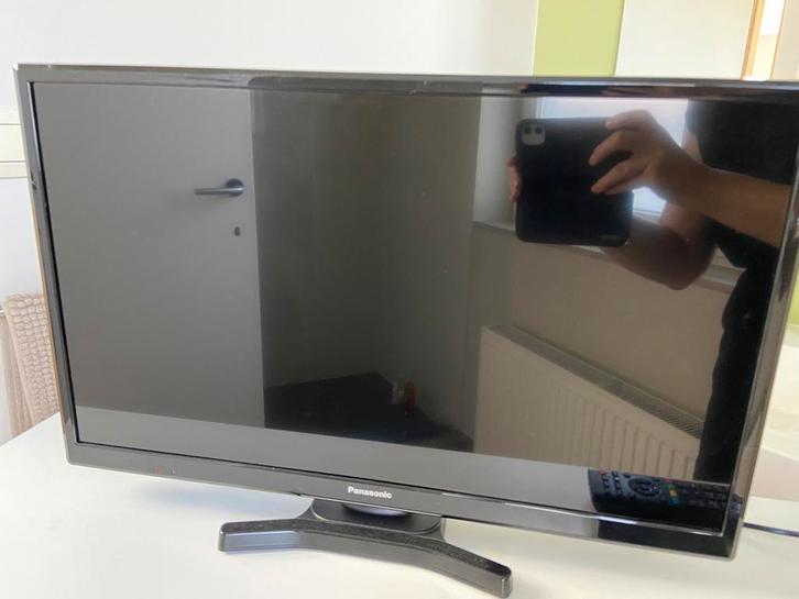 LED TV Panasonic TX-24E200E, Audio, Tv en Foto, Televisies, Zo goed als nieuw, LED, Panasonic, Smart TV, Ophalen