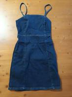 Jeansjurk Pull & Bear maat 36, Kleding | Dames, Jurken, Blauw, Ophalen of Verzenden, Zo goed als nieuw, Boven de knie