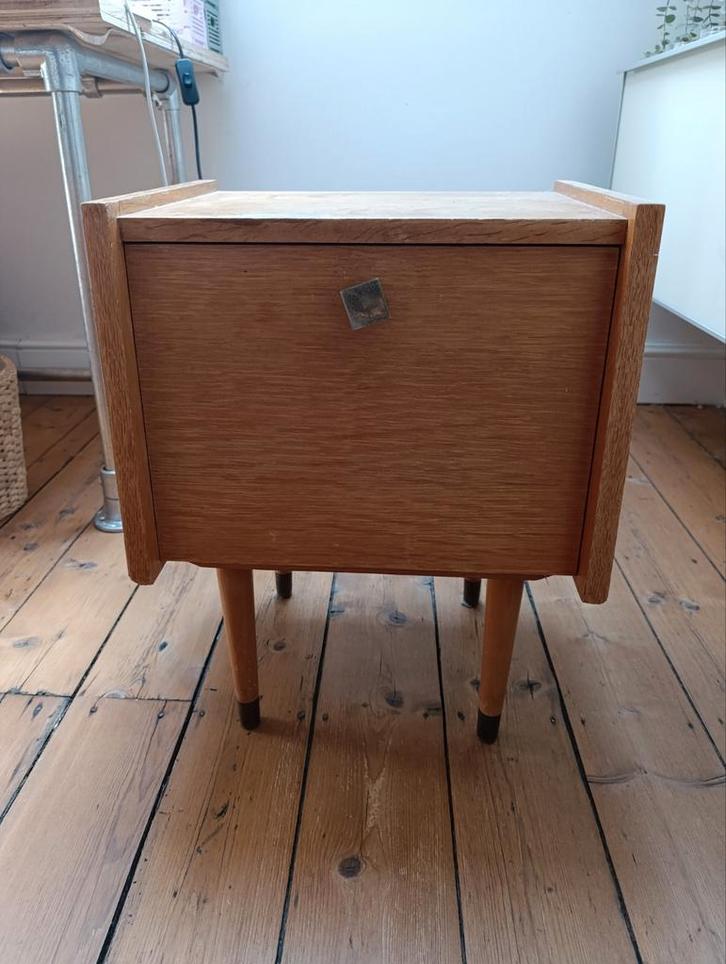 Vintage mid century nachtkastje, Huis en Inrichting, Tafels | Salontafels, Ophalen