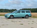 Volvo V70 2.5 R Geartronic Flash Green AWD Youngtimer, Auto's, Volvo, Zwart, Traction-control, 2521 cc, Euro 4