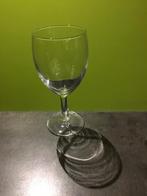 6 wijnglazen 200ml, Ophalen of Verzenden, Zo goed als nieuw