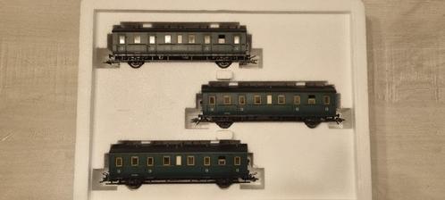 Marklin-4397-coffret de 3 voitures voyageurs SNCB, Hobby & Loisirs créatifs, Trains miniatures | HO, Comme neuf, Wagon, Märklin