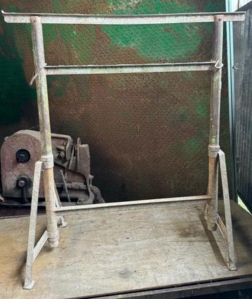 Metserschragen beschikbaar voor biedingen