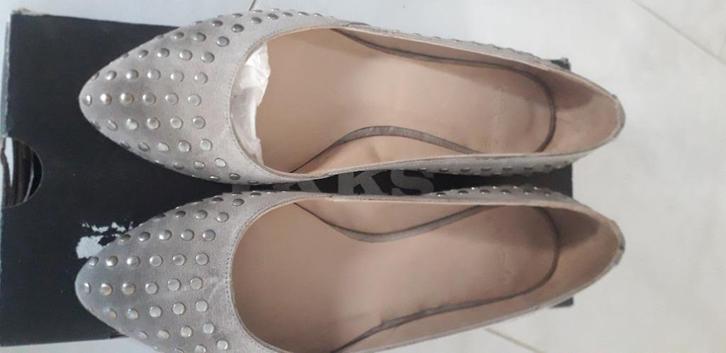 Chaussure IKKS femme pointure 36 prix légèrement négociable, Kleding | Dames, Schoenen, Nieuw, Schoenen met lage hakken, Overige kleuren