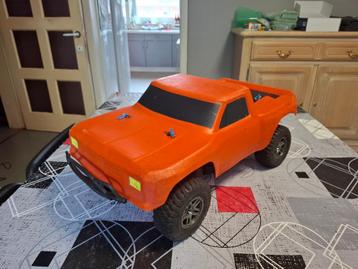 a vendre traxxas slash ultimate 4x4 4s  beschikbaar voor biedingen