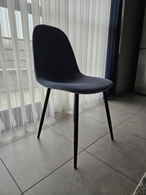 8 Stoelen voor 400, Huis en Inrichting, Stoelen, Zo goed als nieuw, Vijf, Zes of meer stoelen, Blauw, Ophalen of Verzenden