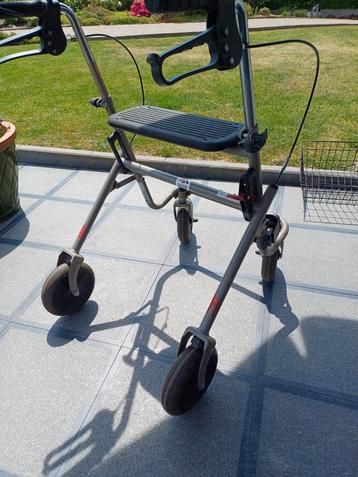 rollator beschikbaar voor biedingen