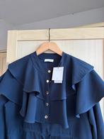 Robe à volants - Sandro - Neuve avec etiquettes, Enlèvement ou Envoi, Longueur genou, Bleu, Taille 42/44 (L)