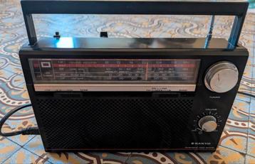 Radio Sanyo model RP 8800UM beschikbaar voor biedingen