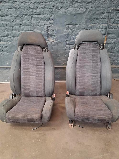 Mazda 323/323F BG GRSI/GT/GTX, Auto-onderdelen, Interieur en Bekleding, Mazda, Gebruikt, Ophalen of Verzenden