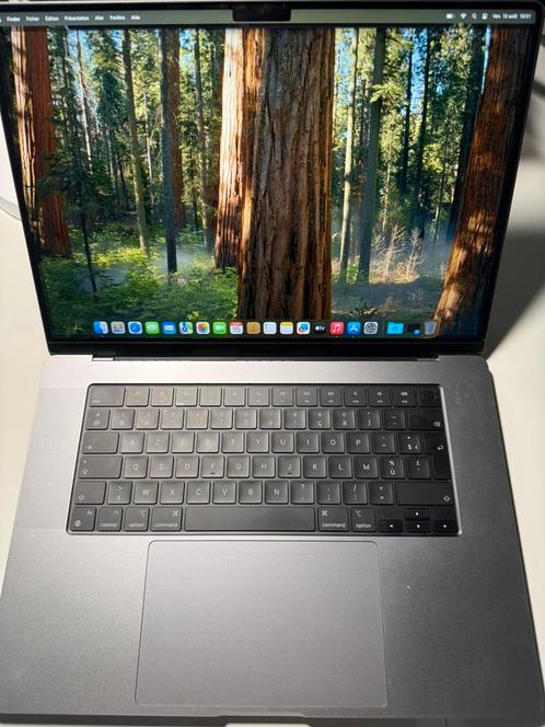 Macbook pro M1 Pro 16 pouces, Computers en Software, Apple Macbooks, Zo goed als nieuw, MacBook, 16 inch, 16 GB, Ophalen