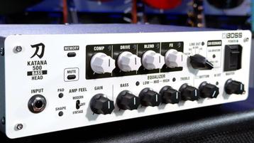 Boss Katana-500 Bass Head – 500W kracht, studiokwaliteit beschikbaar voor biedingen