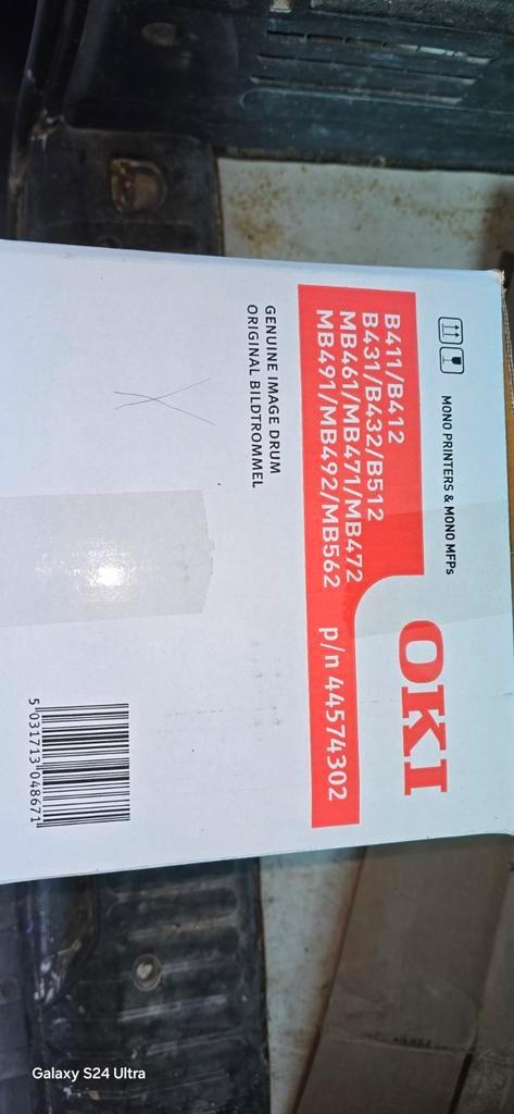 OKI 44574302, Computers en Software, Printerbenodigdheden, Zo goed als nieuw, Toner
