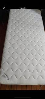 Matelas et sommier tres bon etat, Huis en Inrichting, Ophalen, Zo goed als nieuw, Bedbodem