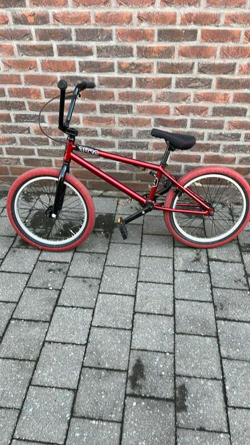 Bmx aura beschikbaar voor biedingen