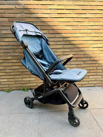 Buggy Easywalker Miley incl regenhoes beschikbaar voor biedingen