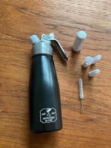 Slagroomspuit op gas patronen - nieuw beschikbaar voor biedingen