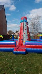 Springkasteel klimtoren 6m x 6.5m x 4.5m (LxBxH), Ophalen, Zo goed als nieuw