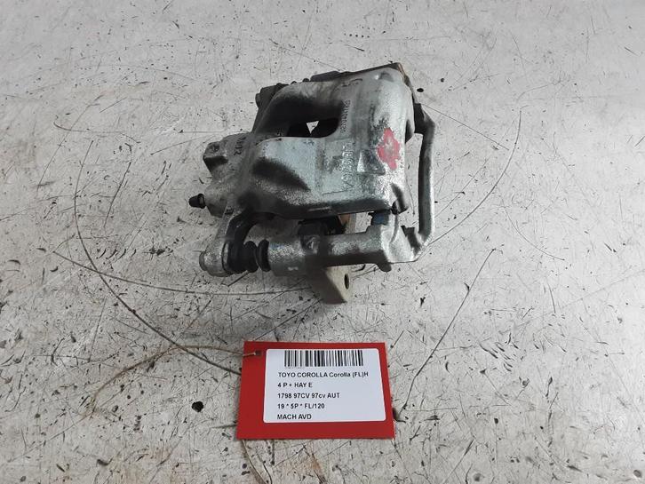 REMKLAUW RECHTS VOOR Toyota Corolla (E21 / EA1 / EH1), Auto-onderdelen, Remmen en Aandrijving, Toyota, Gebruikt