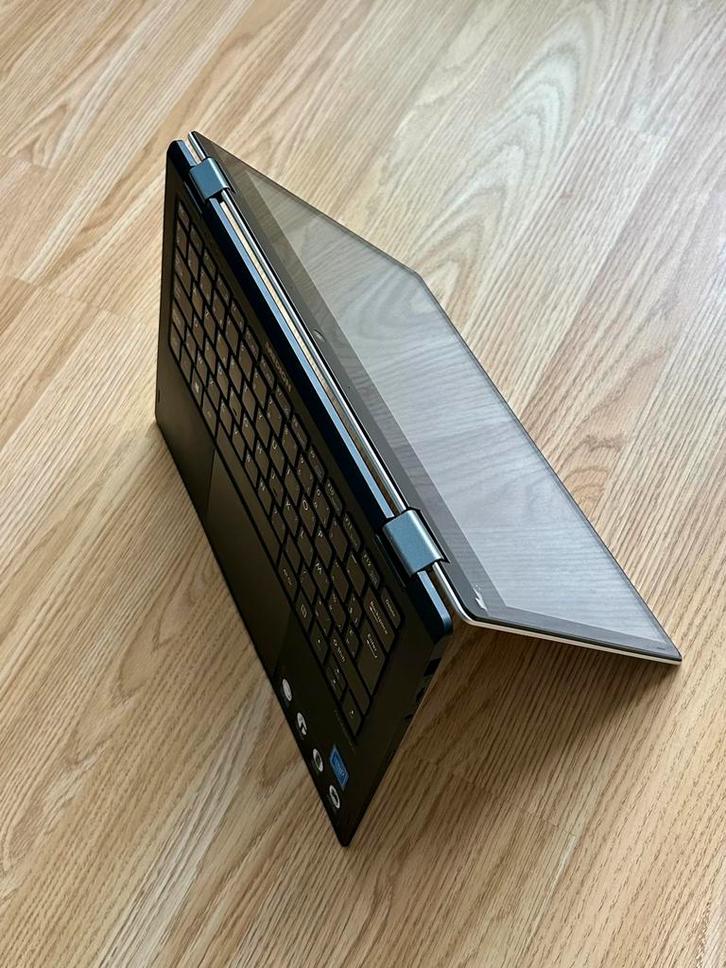 13.3” Medion Akoya E3221 / 2 in 1 touchbook, Computers en Software, Windows Laptops, Gebruikt, 13 inch, SSD, 4 GB, Azerty, Met touchscreen