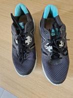 zwarte loopschoenen - Nike - maat 38, Enfants & Bébés, Vêtements enfant | Chaussures & Chaussettes, Comme neuf, Garçon ou Fille