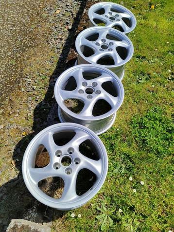 Porsche 993 18 inch REPLICA turbowielen beschikbaar voor biedingen