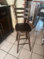 2 houten barstoelen, Huis en Inrichting, Ophalen, Zo goed als nieuw, Hout