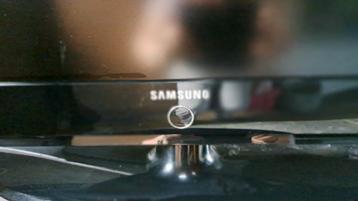 Tv Samsung 1 de 95cm 1de 65cm