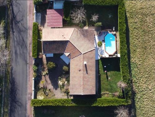 MAISON DE PLAIN-PIED AVEC PISCINE ET JARDIN, Immo, Étranger, France, Maison d'habitation, Campagne