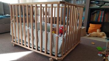 Geuther 105x90 babyspeel+gratis rondleiding door het park beschikbaar voor biedingen
