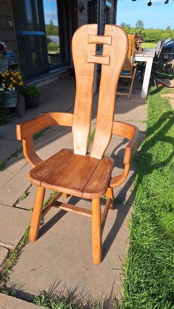 Vintage puydt eiken stoel beschikbaar voor biedingen