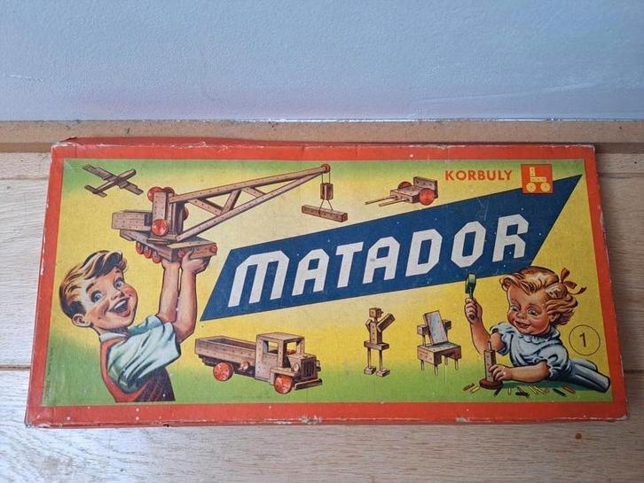 Korbuly van het merk Matador, Belgisch speelgoed in een comp, Kinderen en Baby's, Speelgoed | Bouwstenen, Zo goed als nieuw, Ophalen