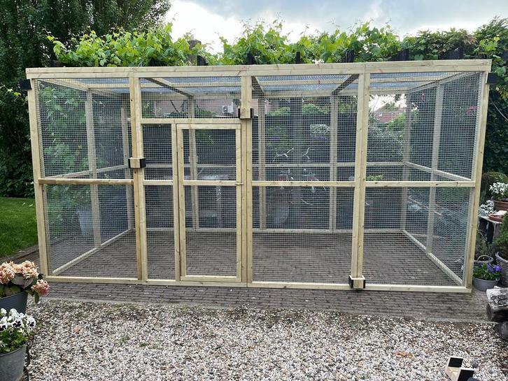 Geimpregneerd houten voliere, ook maatwerk!, Animaux & Accessoires, Oiseaux | Cages & Volières, Neuf, Volière, Bois, Enlèvement ou Envoi