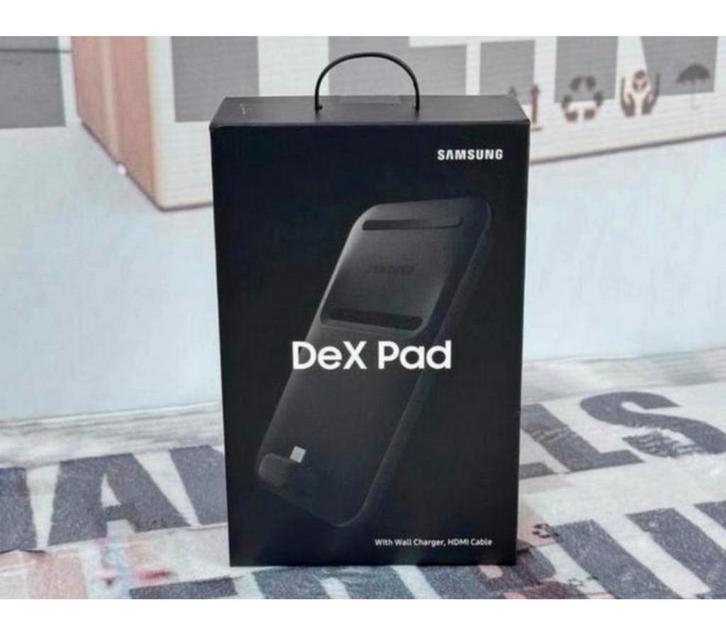 Originele Samsung DeX Pad Telefoonhouder Oplader NIEUW zwart, Telecommunicatie, Mobiele telefoons | Telefoon-opladers, Nieuw, Samsung