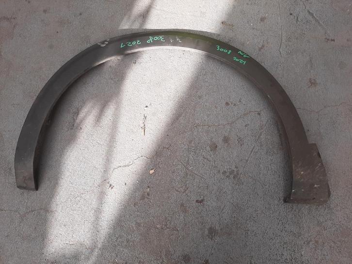 Elargisseur d'aile PEUGEOT 3008 2021 AVANT GAUCHE EXTENSION, Autos : Pièces & Accessoires, Carrosserie & Tôlerie, Audi, Peugeot