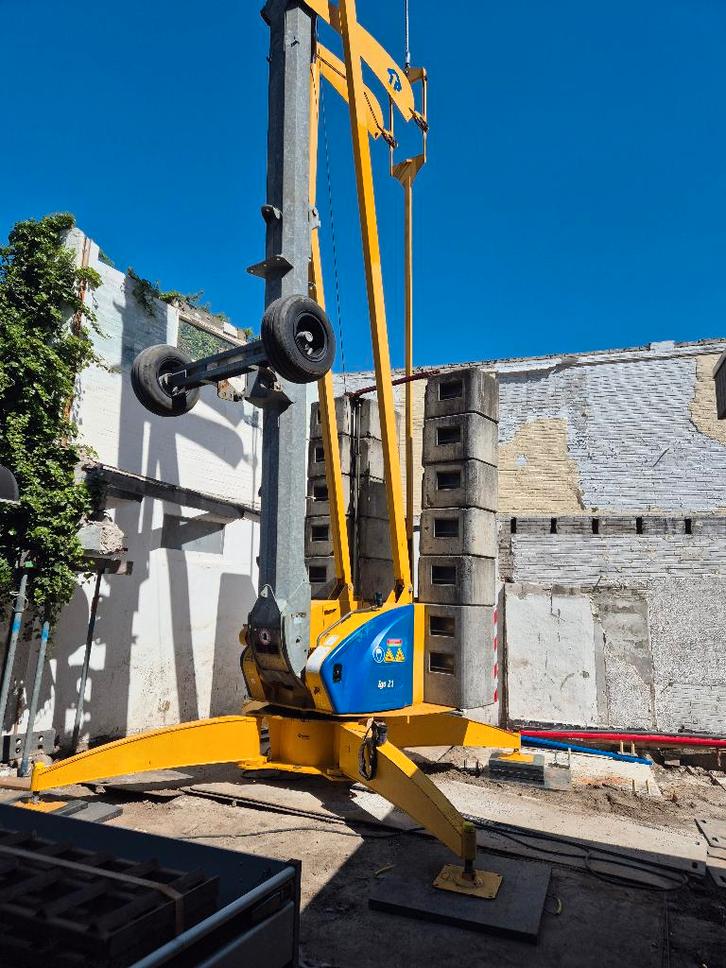 Grue de chantier Potain IGO 21 à vendre, Bricolage & Construction, Outillage | Autres Machines, Utilisé, Enlèvement