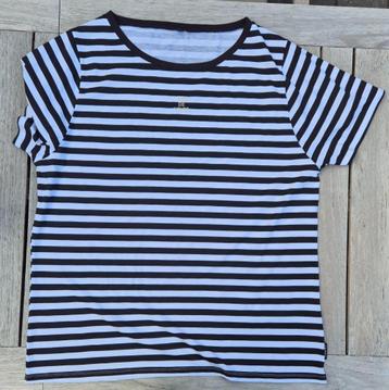 T-shirt met korte mouwen maat 52/54 beschikbaar voor biedingen