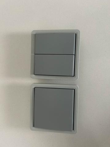Dubbele en enkele schakelaar IP55 beschikbaar voor biedingen