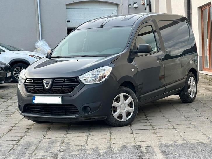 Dacia Dokker 1.5dci utilitaire clim gps, Autos, Dacia, Particulier, Dokker, ABS, Airbags, Air conditionné, Alarme, Bluetooth, Ordinateur de bord