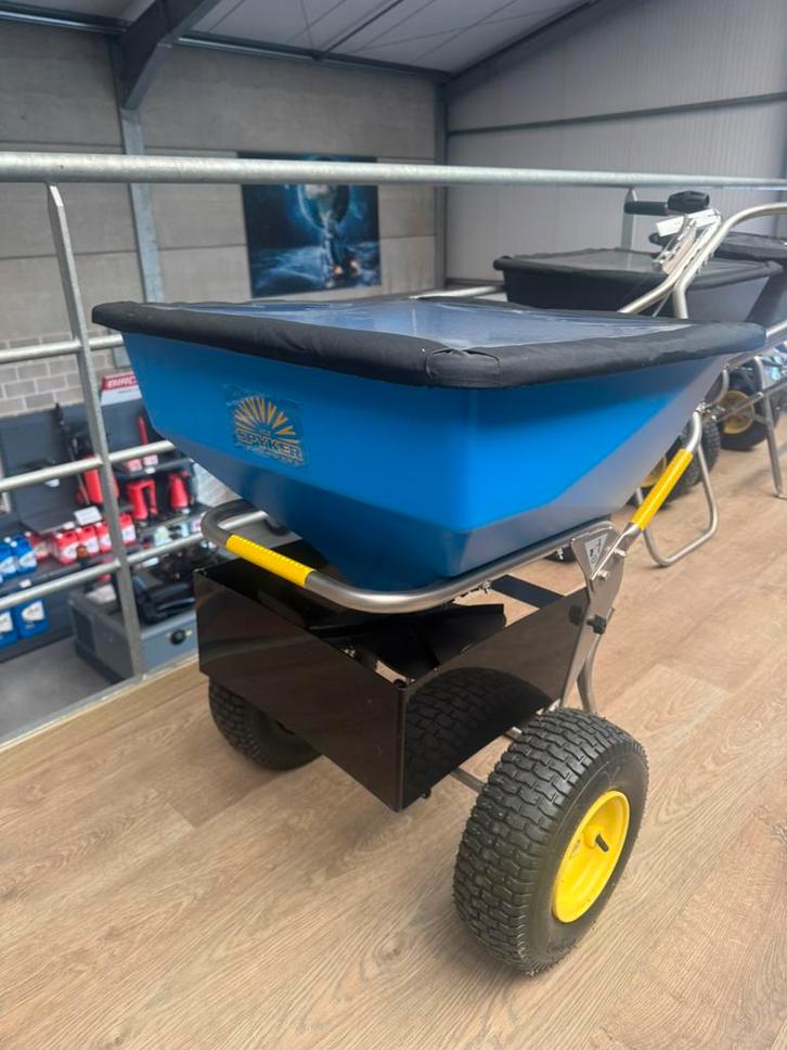 Spyker duw strooiwagen 45 kg kunstmesstrooier - zoutstrooier, Zakelijke goederen, Landbouw | Werktuigen, Overige, Overige typen