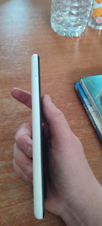 bonjour je mes en vente mon Samsung Galaxy A12, Comme neuf, Enlèvement, Blanc, Écran tactile