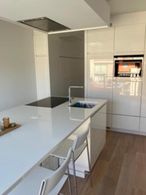Instapklaar lichtrijk hoekappartement te koop in Nieuwpoort, Immo, Huizen en Appartementen te koop, Provincie West-Vlaanderen