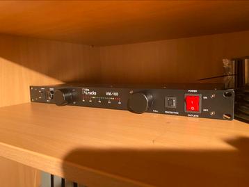 Stroomstablisator rack van Thomann beschikbaar voor biedingen