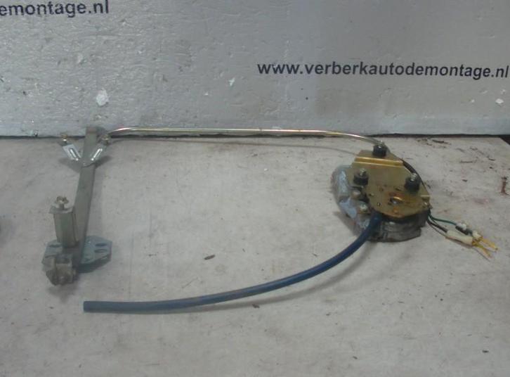 RAAMMECHANIEK ELEK LINKS Maserati Bi-turbo (0-130-821-070), Auto-onderdelen, Carrosserie, Maserati, Links, Gebruikt